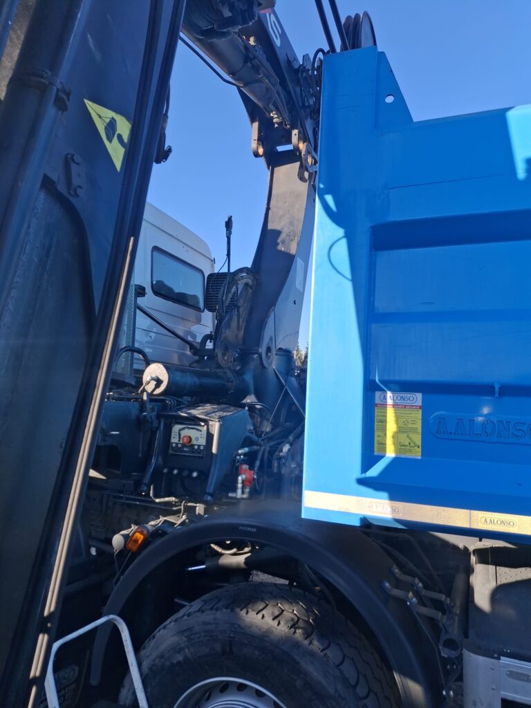 WhatsApp Image 2025 03 12 at 21.04.20 (4)