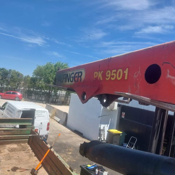 WhatsApp Image 2025 03 12 at 21.04.20 (1)